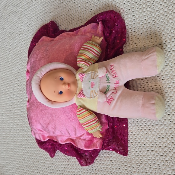 Plush Pillow for Dolls - Picture 6 of 6